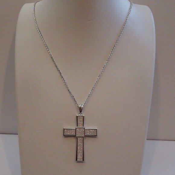 925 STERLING SILVER MICRO PAVE CROSS NECKLACE PENDANT W/ 2 CT LAB DIAMONDS - Picture 2 of 8